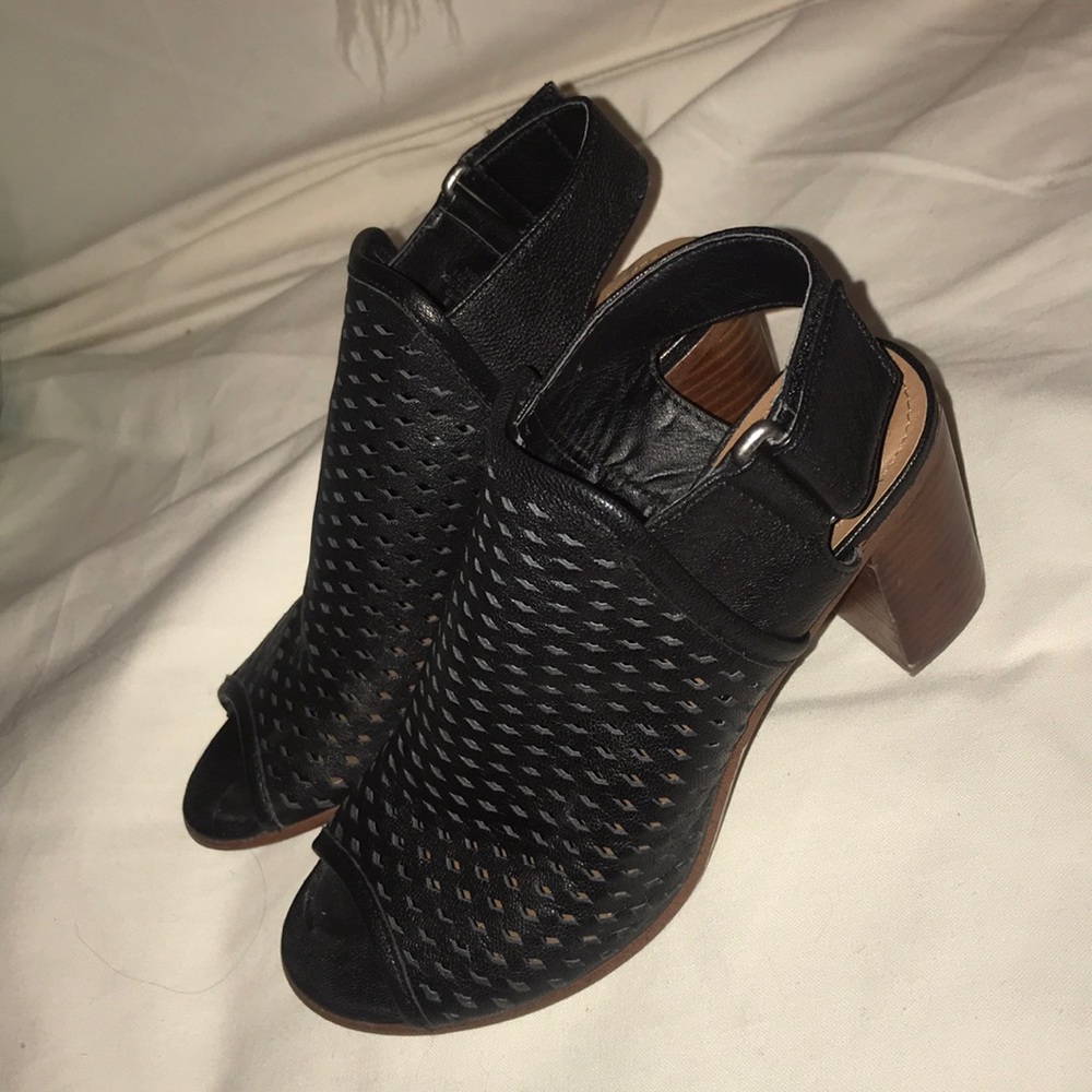 Steve Madden heels size 6